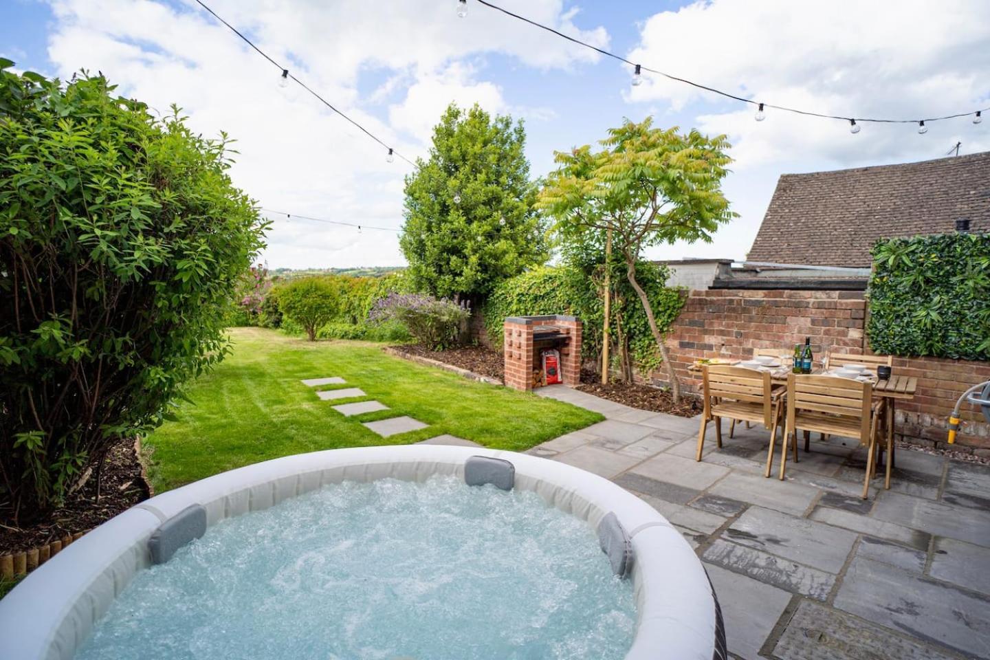 Stylish 2 Bedroom Cottage With Hot Tub And Parking Bewdley Exterior photo